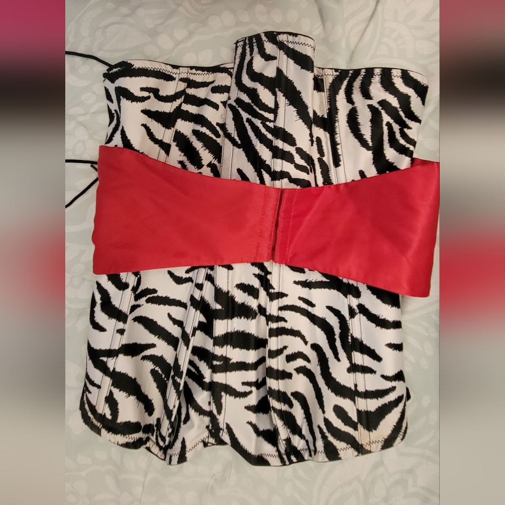 Animal print corset